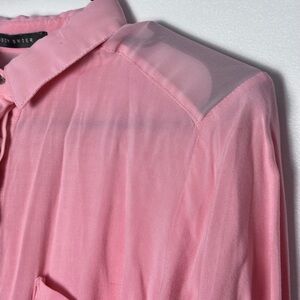 Pink shirt with mesh shoulders